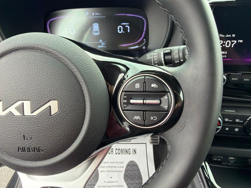 2024 Kia Soul EX - Photo 29
