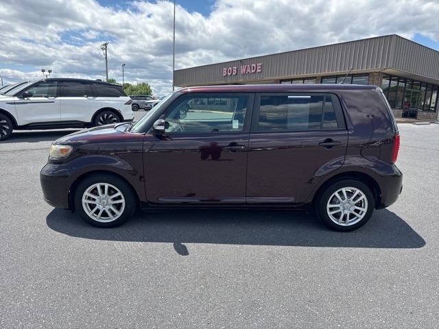 Used 2008 Scion xB Base with VIN JTLKE50E881035799 for sale in Harrisonburg, VA