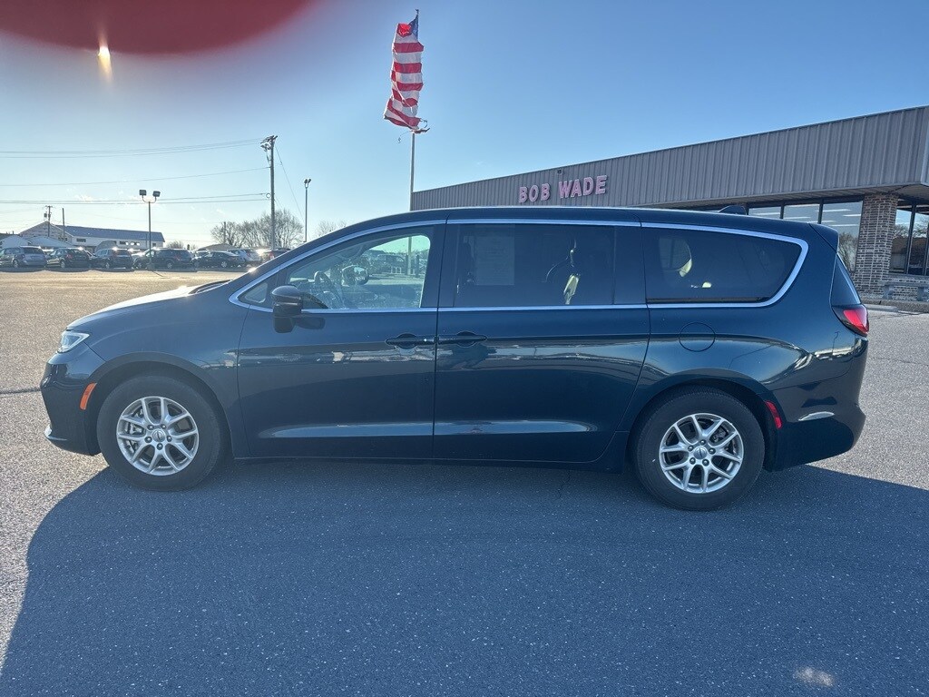 Certified 2024 Chrysler Pacifica Touring L Minivan/Van