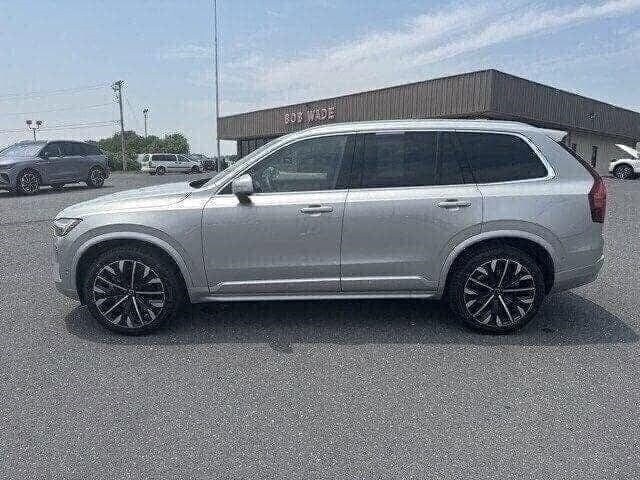 2025 Volvo XC90 photo 2