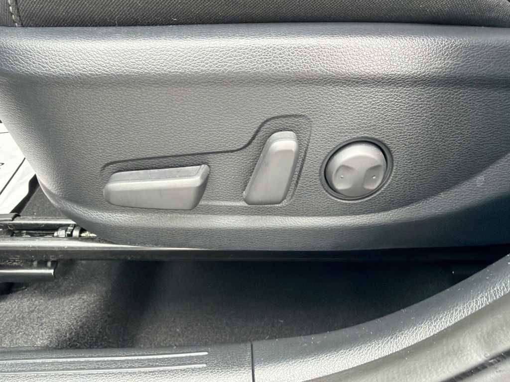2024 Kia Soul EX - Photo 25