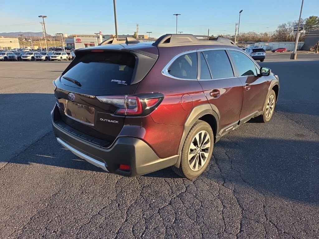 2023 Subaru Outback Limited photo 3