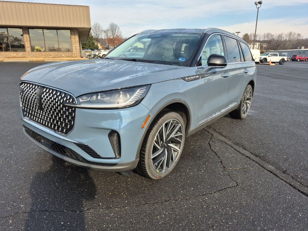 2026 Lincoln Aviator Reserve AWD's photo