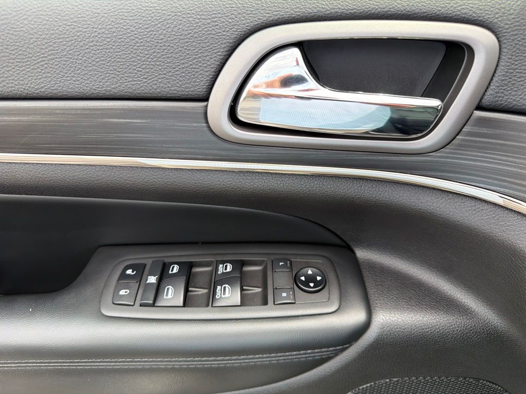 2021 Jeep Grand Cherokee Limited X - Photo 25