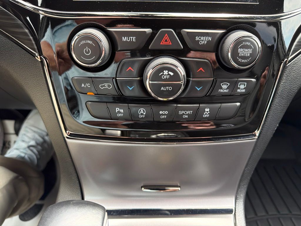2021 Jeep Grand Cherokee Limited X - Photo 36
