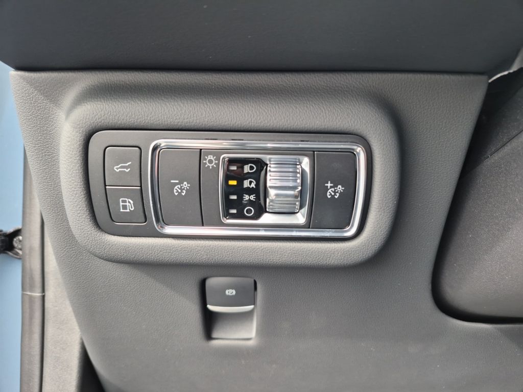 2026 Lincoln Nautilus Premiere - Photo 18