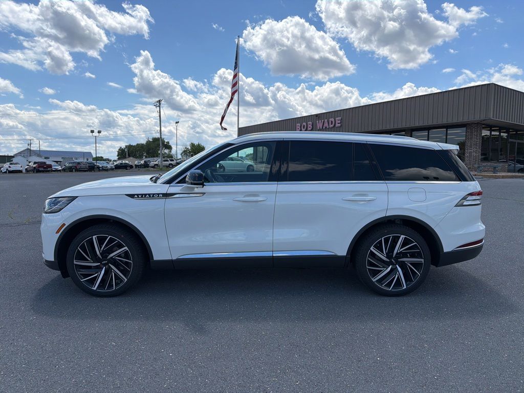 2026 Lincoln Aviator Reserve - Photo 2