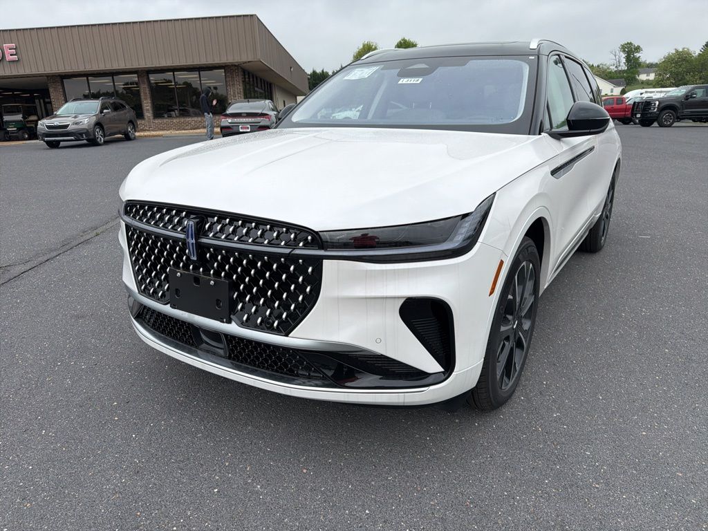 2026 Lincoln Nautilus Reserve AWD's photo