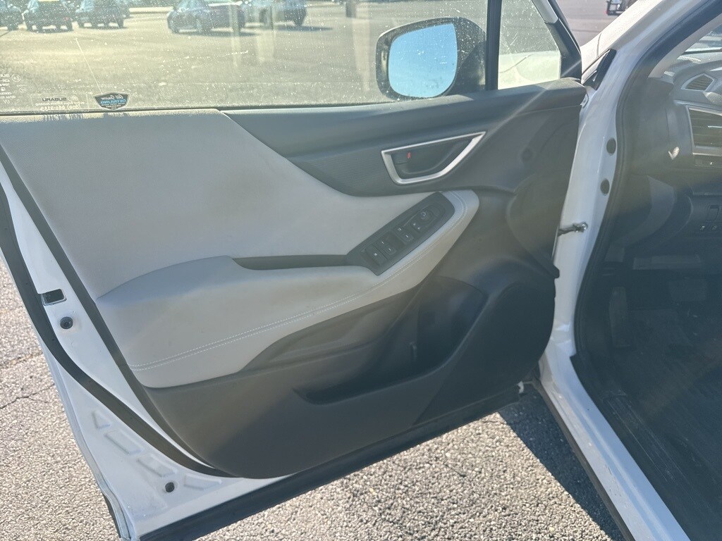 2020 Subaru Forester Base photo 3