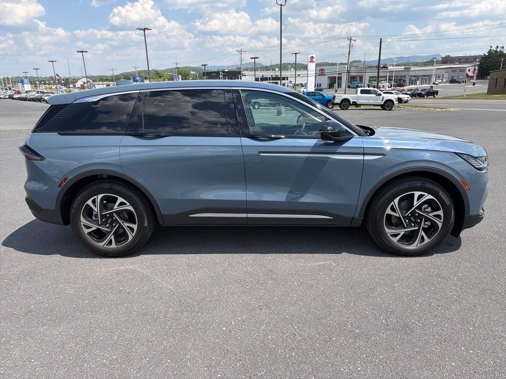 2026 Lincoln Nautilus Premiere - Photo 6