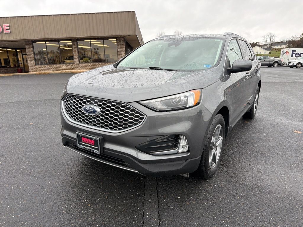 Used 2024 Ford Edge SEL SUV