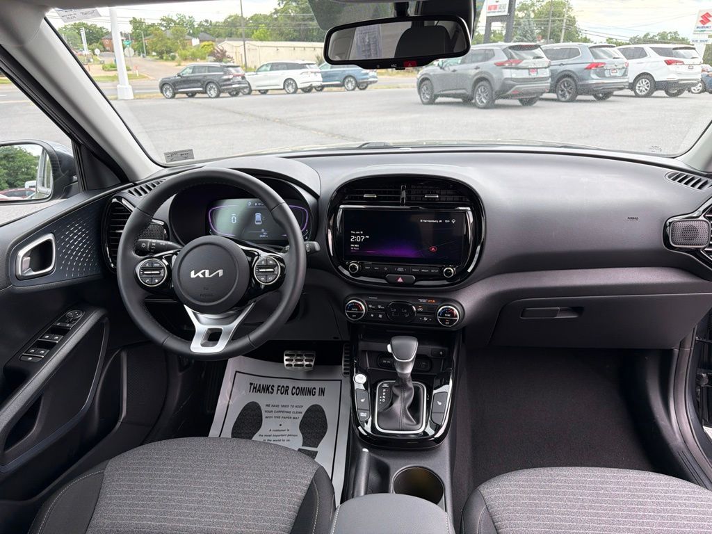 2024 Kia Soul EX - Photo 21