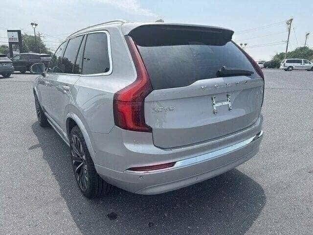 2025 Volvo XC90 photo 3