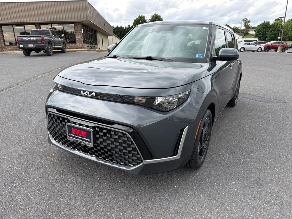 Used 2024 Kia Soul EX Hatchback