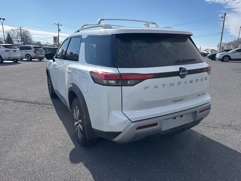 Used 2025 Nissan Pathfinder SL SUV