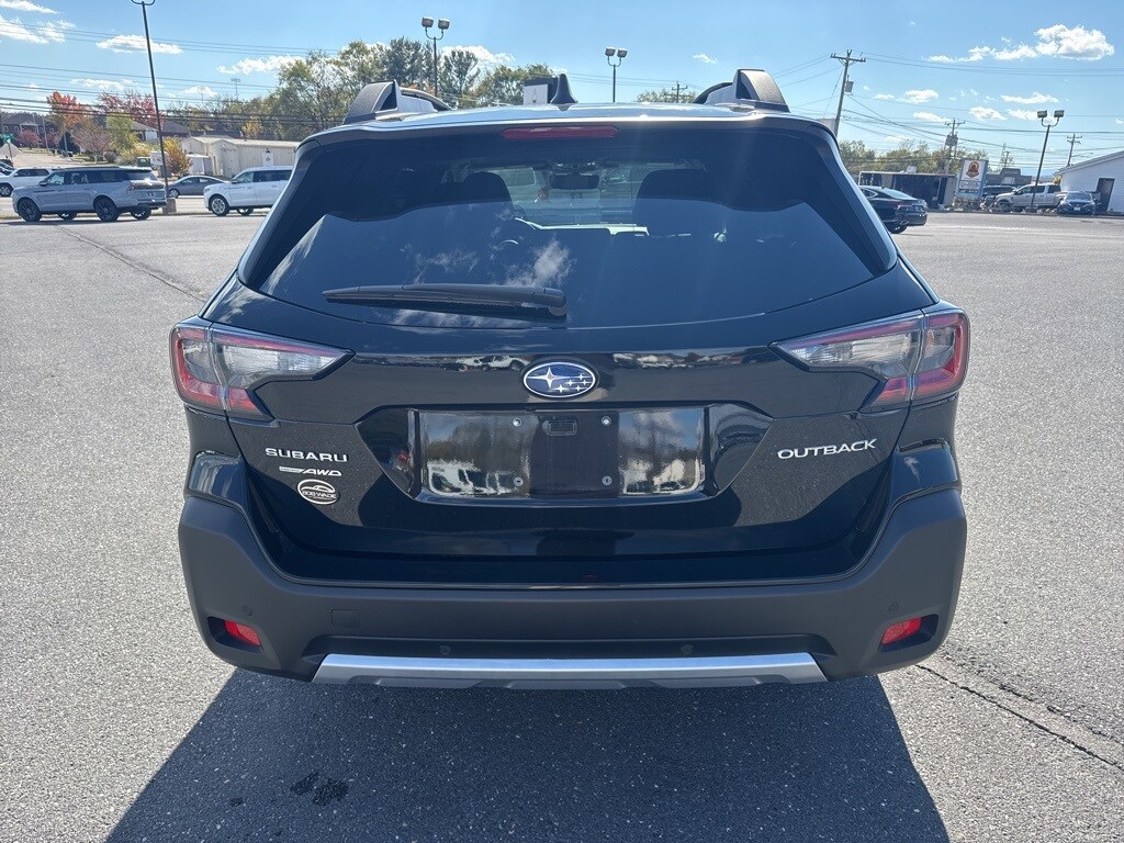2025 Subaru Outback Limited photo 4