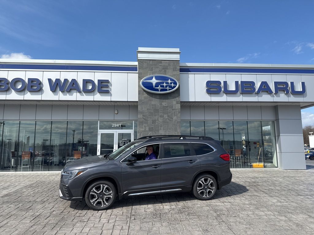 2026 Subaru Ascent Limited 7 Passenger's photo
