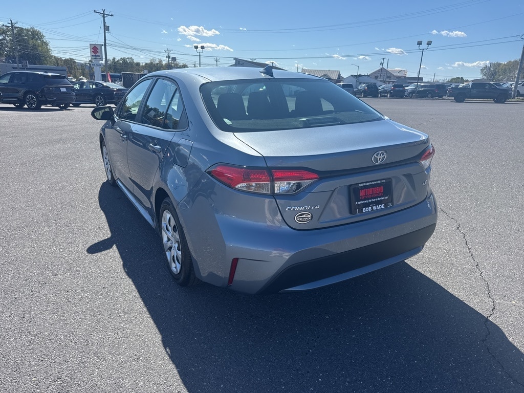 Used 2022 Toyota Corolla LE Sedan