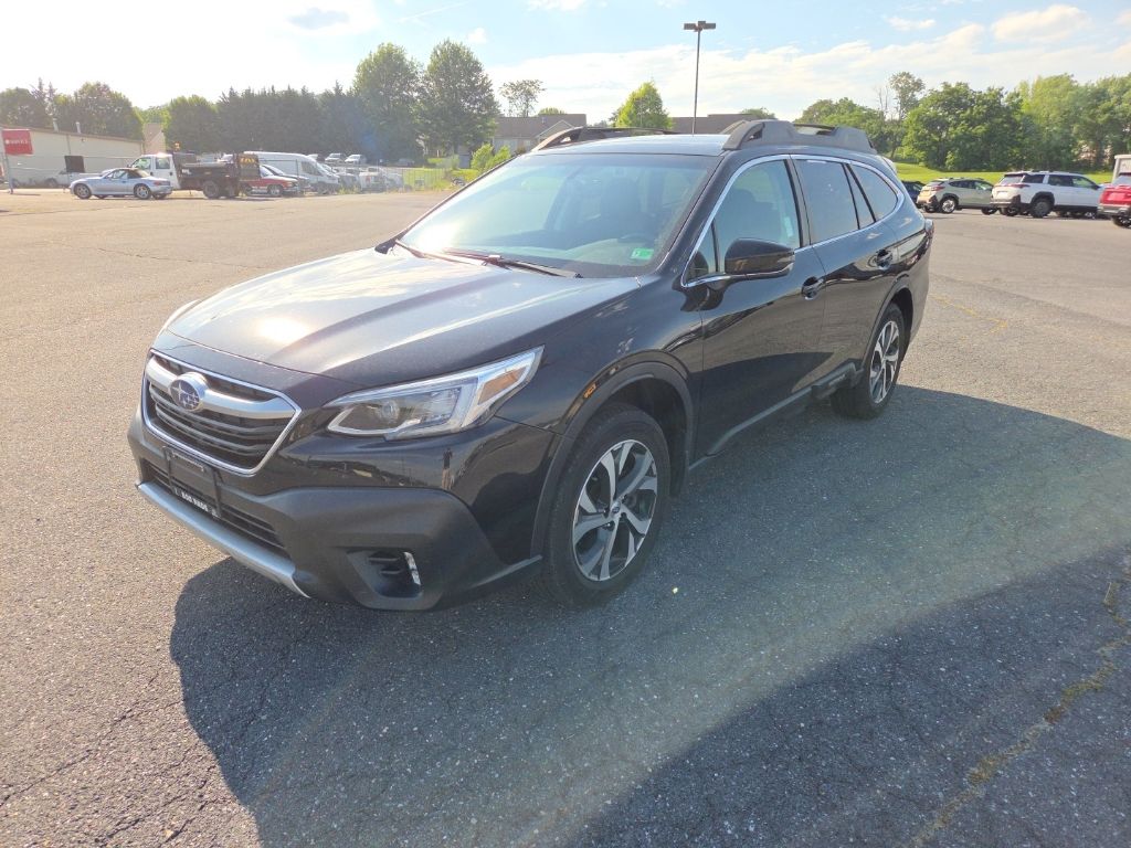2022 Subaru Outback Limited's photo