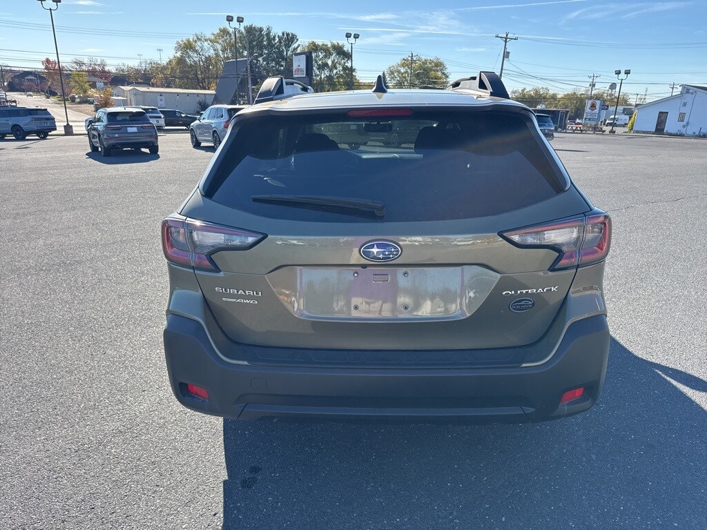 2025 Subaru Outback Premium photo 3
