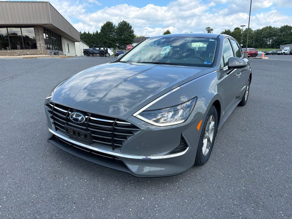 Used 2022 Hyundai Sonata SE Sedan