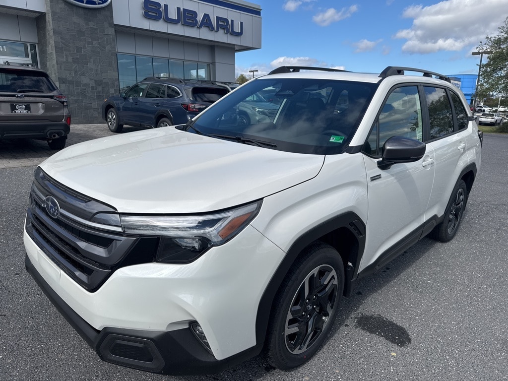 New 2025 Subaru Forester Hybrid Limited SUV