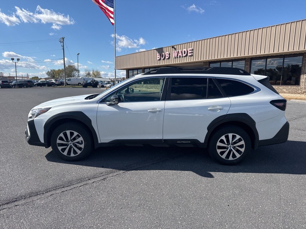 2025 Subaru Outback Premium photo 2