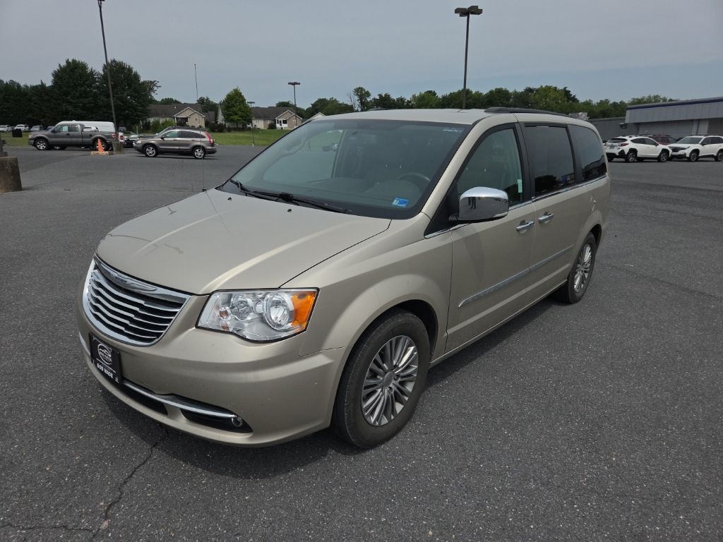 2013 Chrysler Town & Country