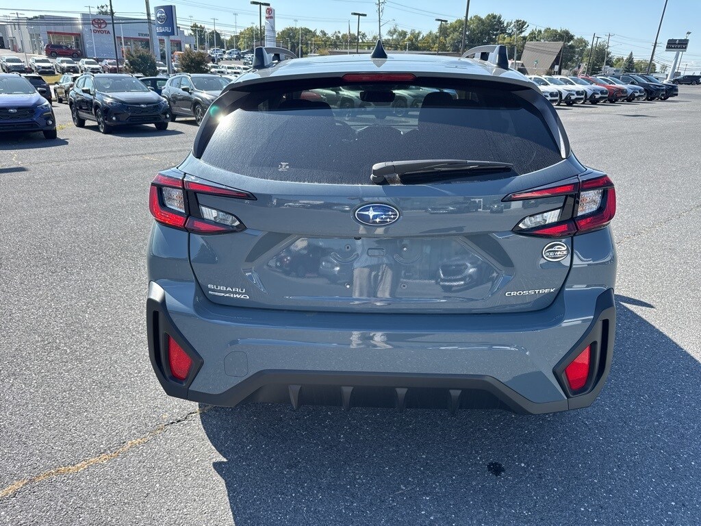 2025 Subaru Crosstrek Premium photo 4