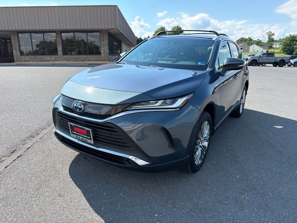 Used 2021 Toyota Venza XLE SUV
