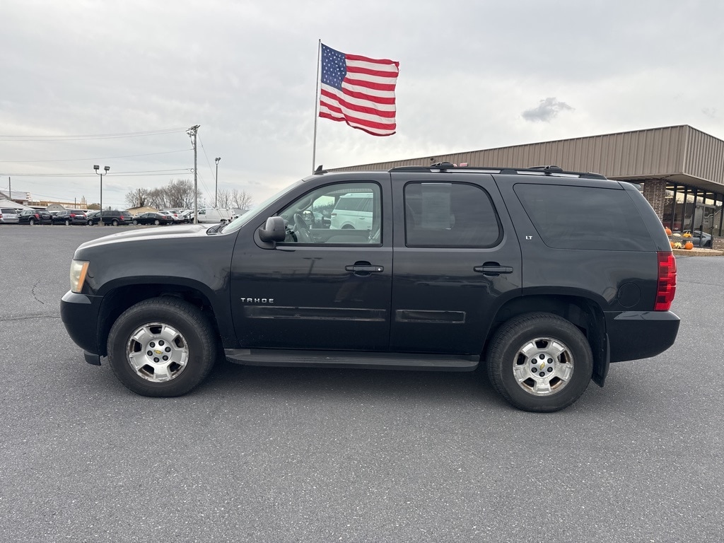 Used 2011 Chevrolet Tahoe LT with VIN 1GNSKBE06BR277636 for sale in Harrisonburg, VA