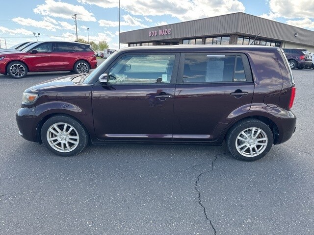 2008 Scion xB Base photo 2