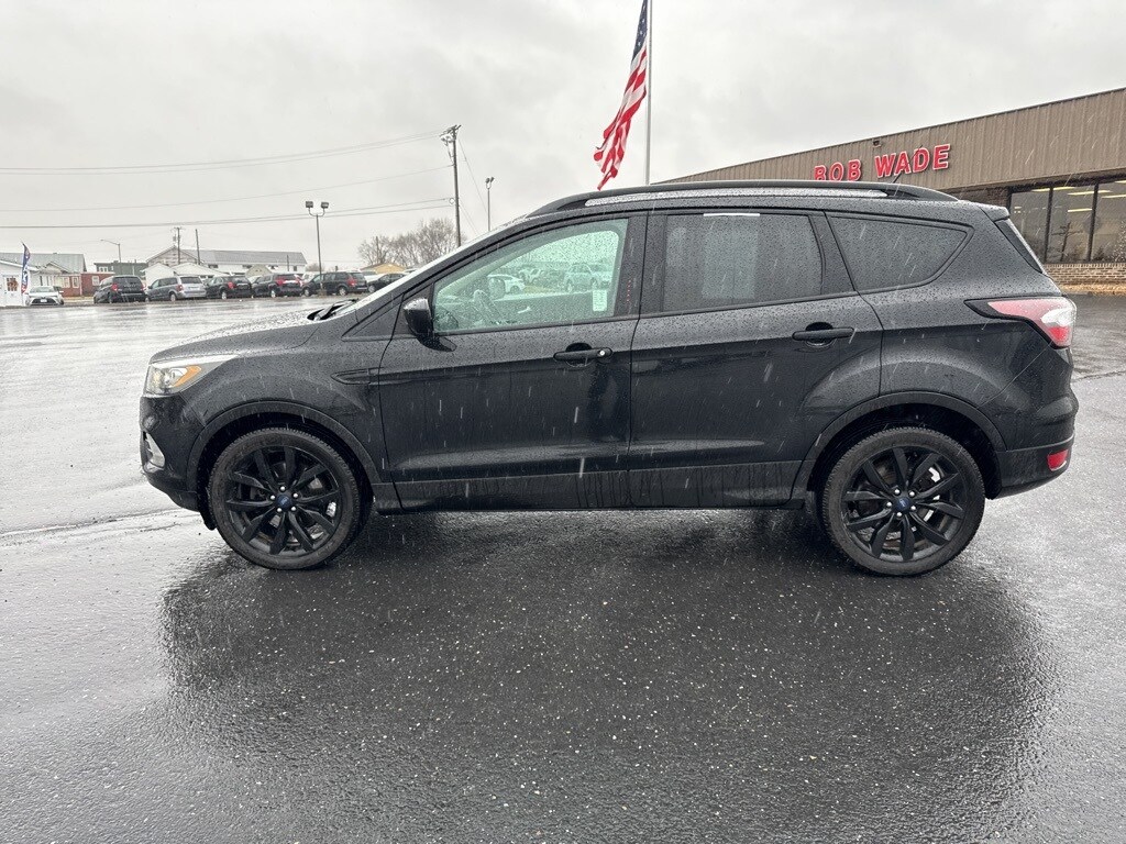 Used 2018 Ford Escape SE with VIN 1FMCU9GD7JUC45818 for sale in Harrisonburg, VA