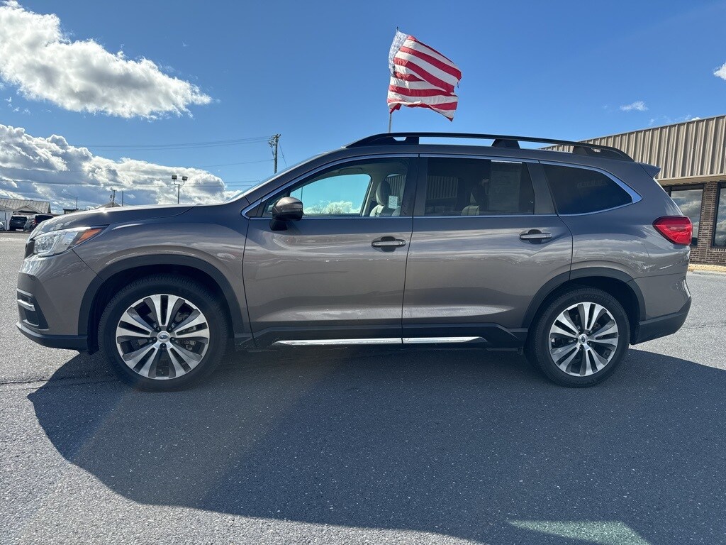 Used 2022 Subaru Ascent Limited SUV