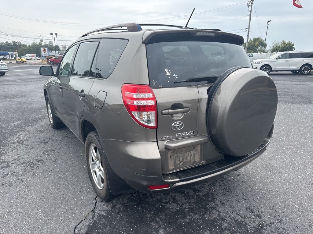 2009 Toyota RAV4 Base photo 3