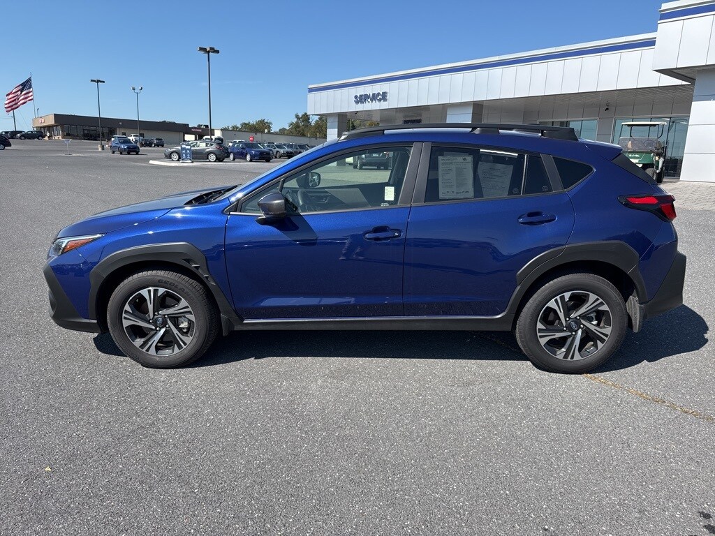 2025 Subaru Crosstrek Premium photo 2