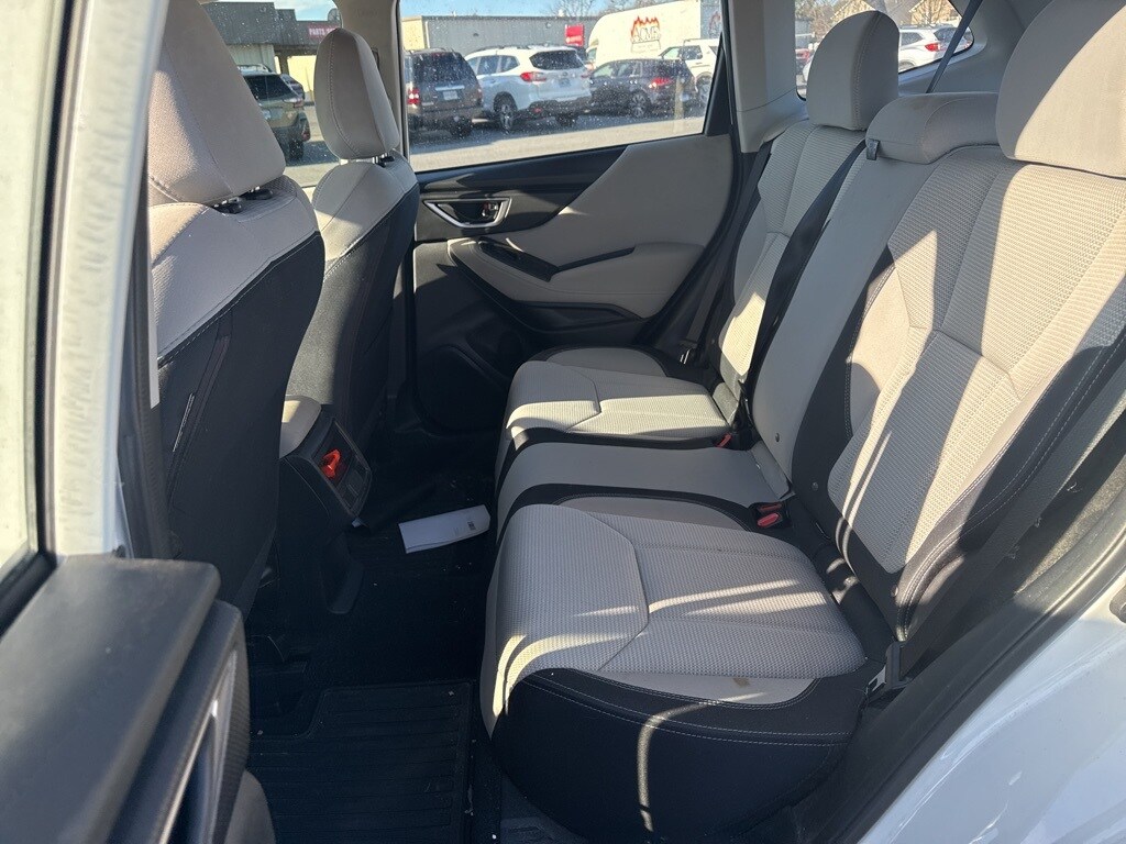 2020 Subaru Forester Base photo 4