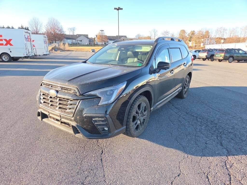 2023 Subaru Ascent Onyx Edition Limited's photo