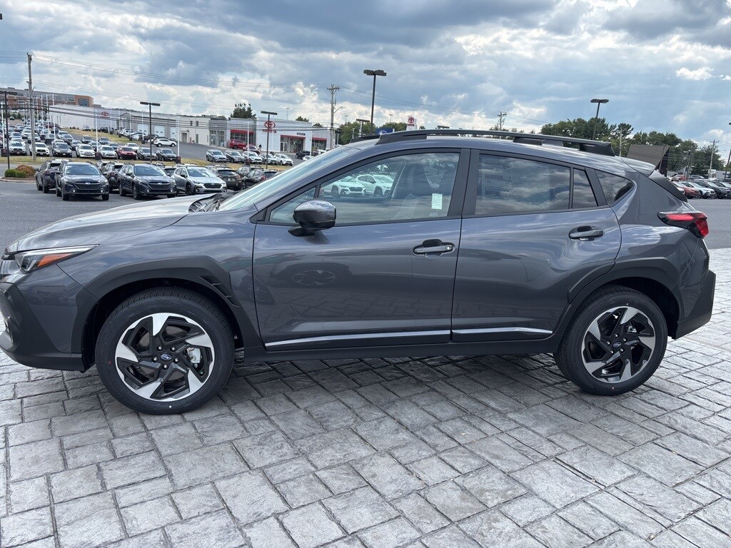2025 Subaru Crosstrek Limited photo 2