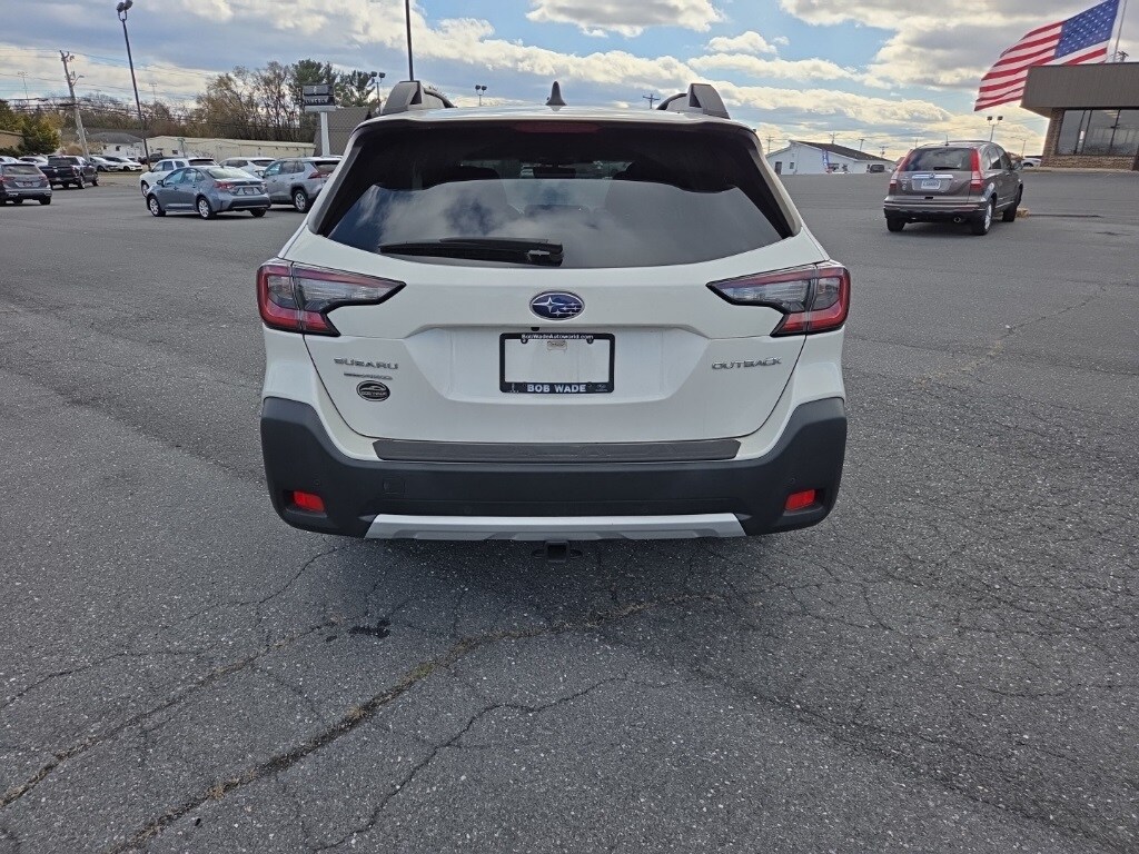 2023 Subaru Outback Limited photo 3