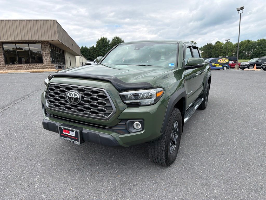 2021 Toyota Tacoma Verde (Army Green) Camioneta Todo terreno 6 velocidades Automática