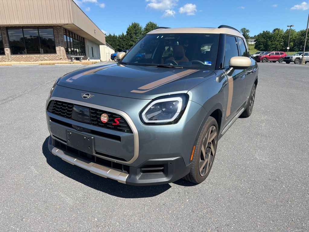 2025 MINI Countryman S ALL4's photo