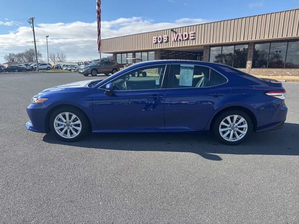 Used 2018 Toyota Camry LE Sedan