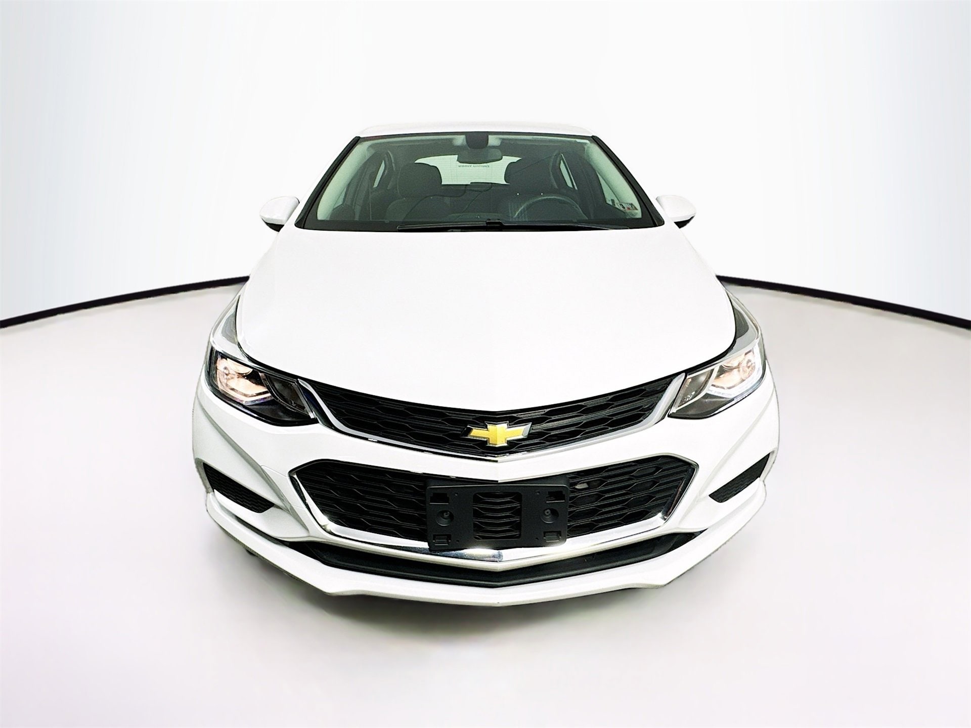 Used 2018 Chevrolet Cruze LT with VIN 3G1BE6SM0JS625790 for sale in Pottsville, PA