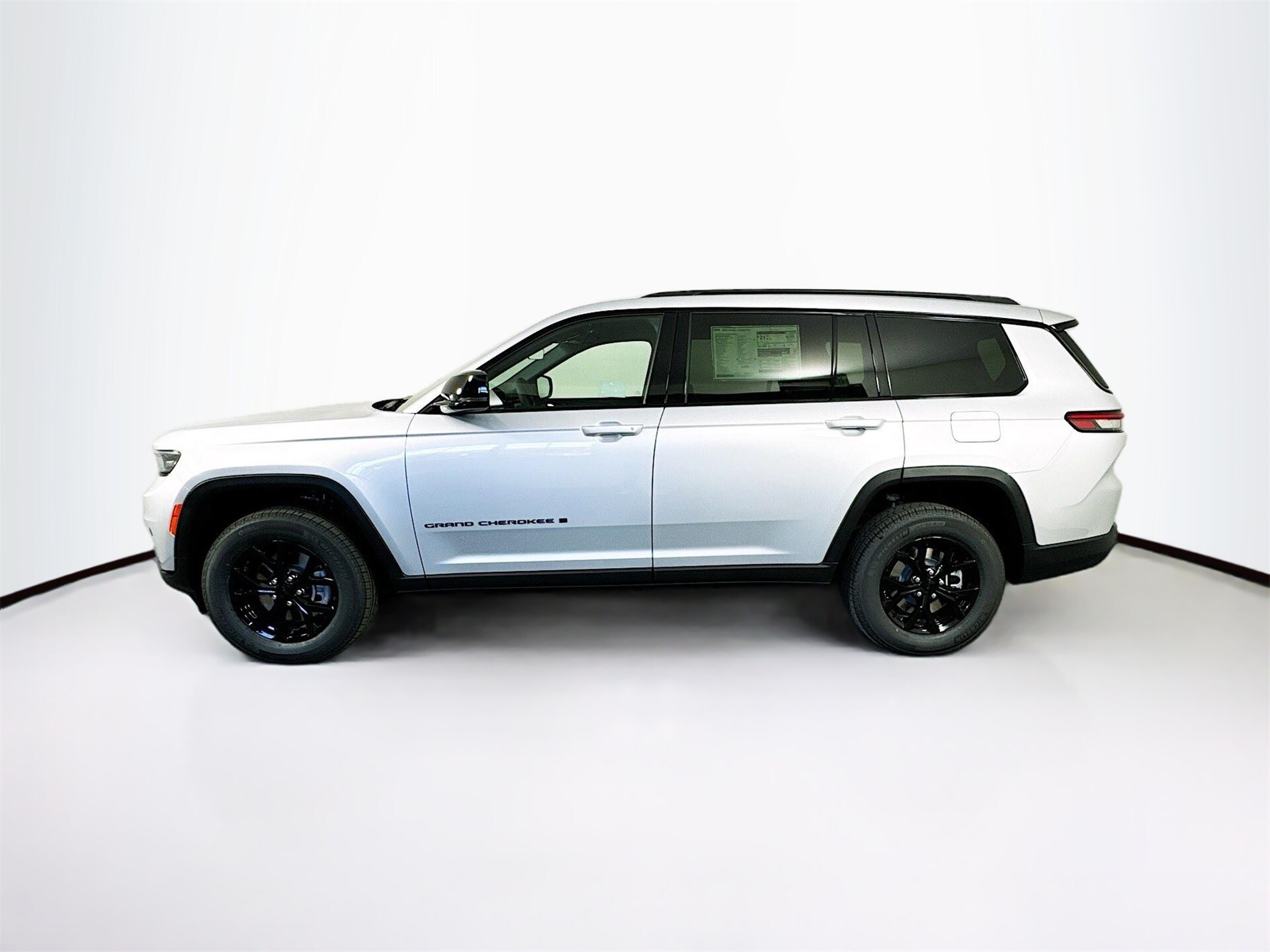 2025 Jeep Grand Cherokee Altitude X photo 4