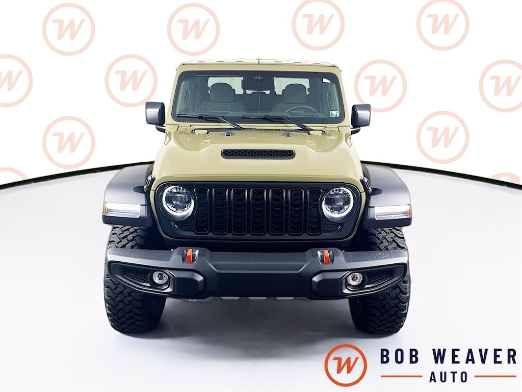 New 2026 Jeep Gladiator MOJAVE 4X4 Pickup