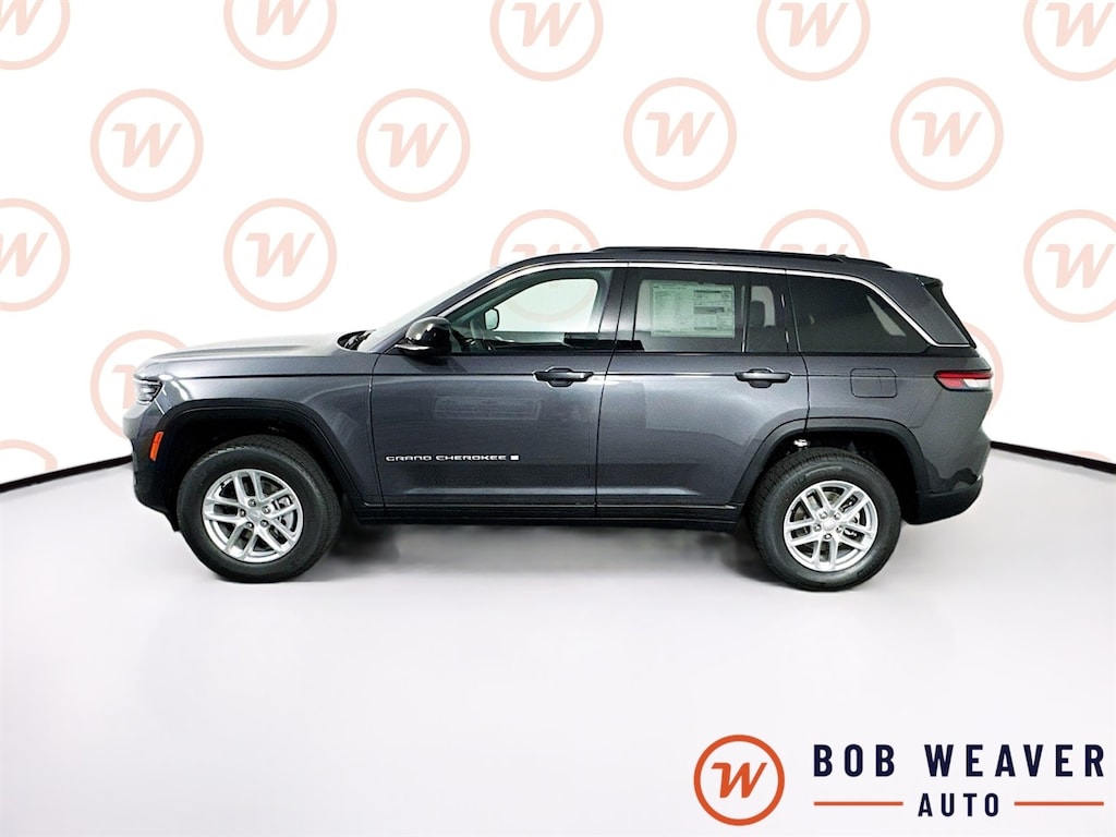 New 2025 Jeep Grand Cherokee LAREDO X 4X4 Sport Utility