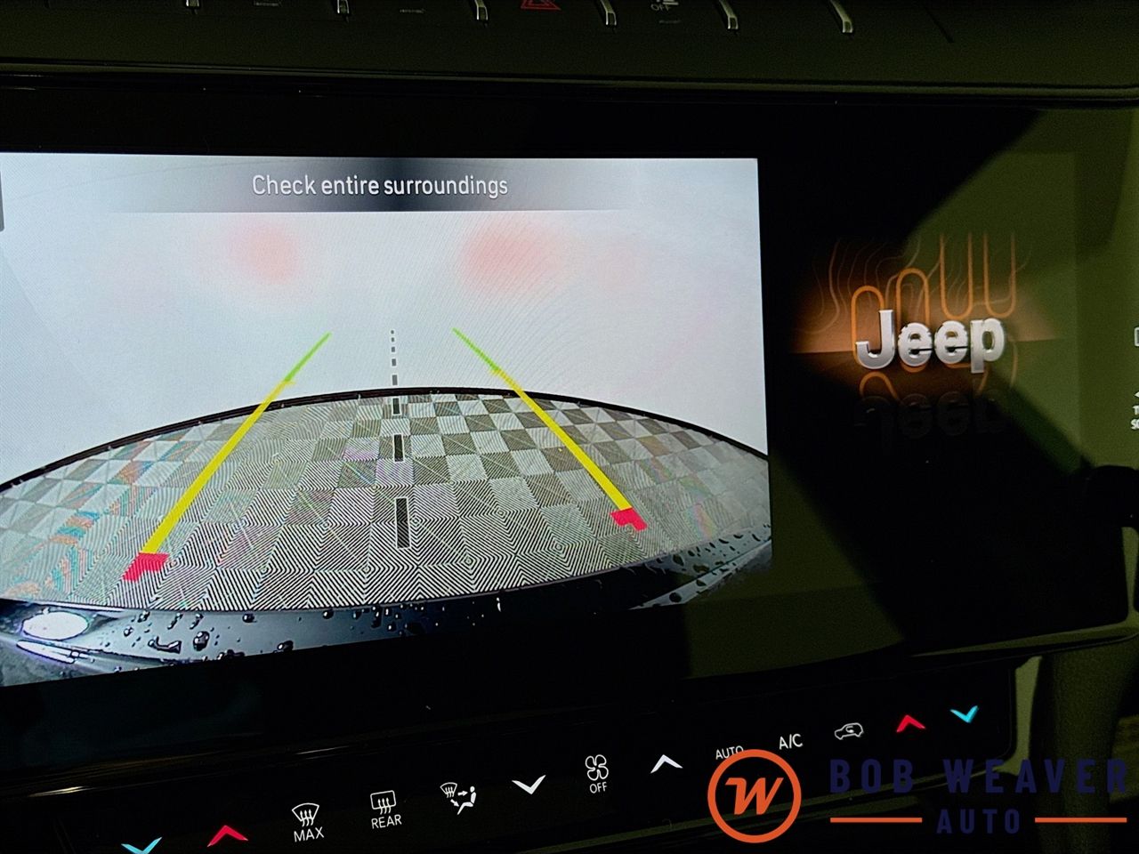 2026 Jeep Grand Cherokee Laredo - Photo 16