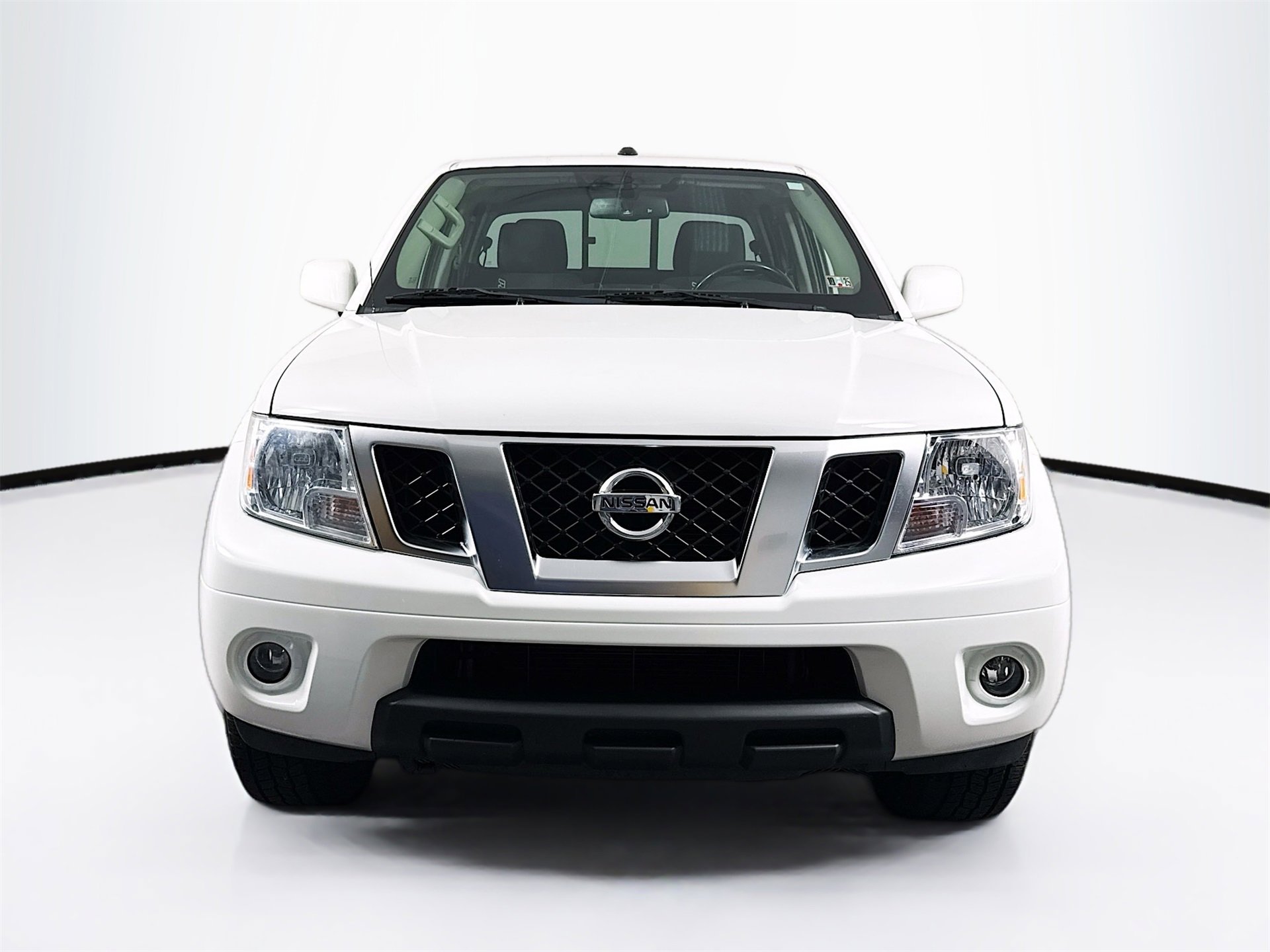 2019 Nissan Frontier PRO-4X photo 2