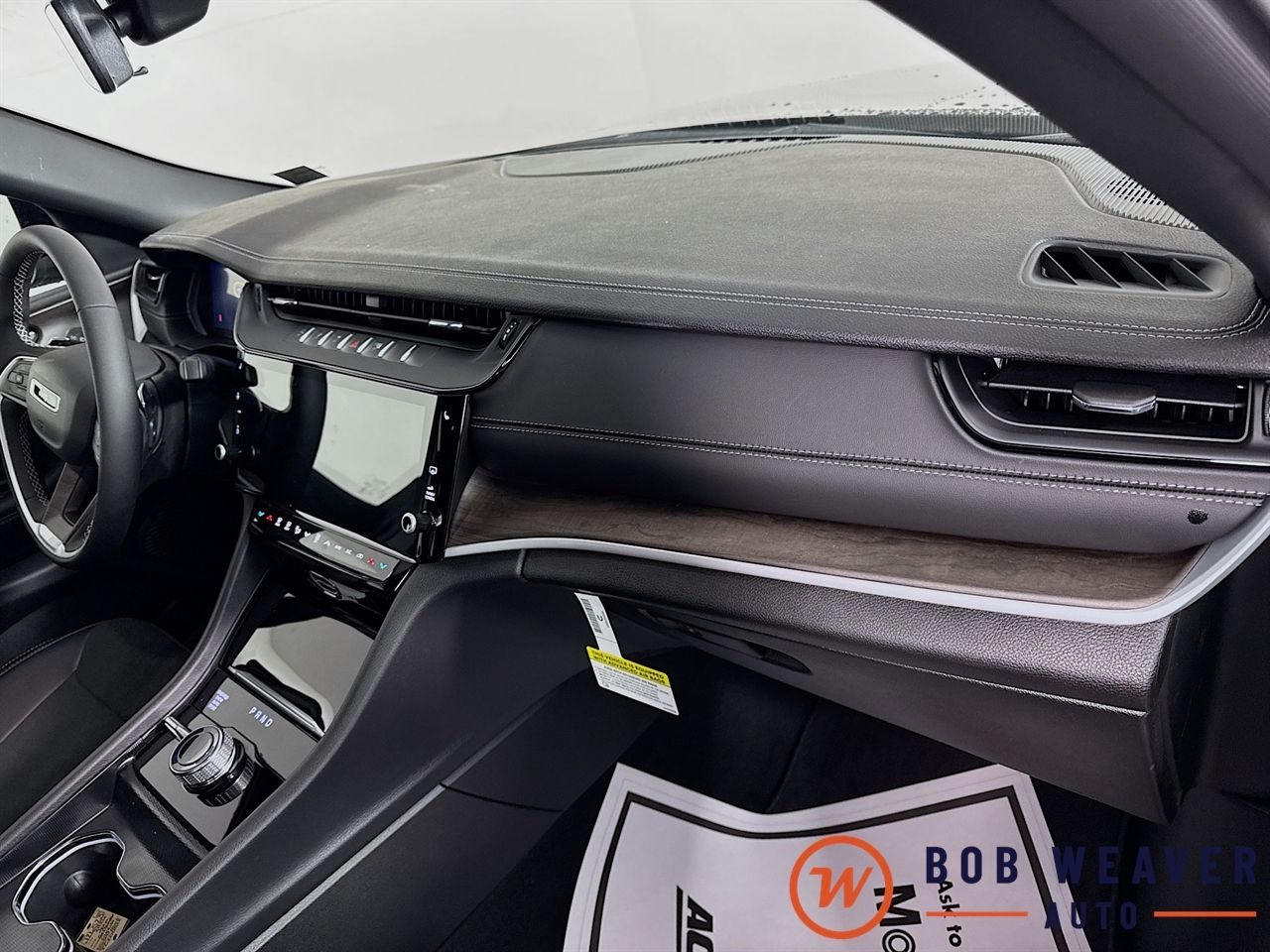 2026 Jeep Grand Cherokee Laredo - Photo 36